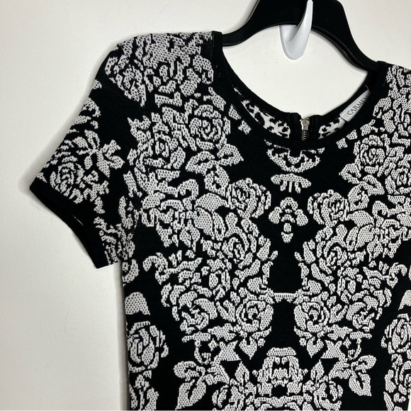 Carmen Marc Valvo fitted knit dress size XS - Picture 2 of 5